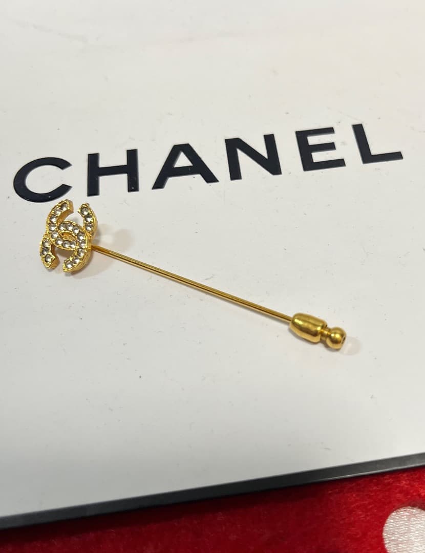 Chanel Grade CC Logo Rhinestone Pin Brooch — view 2