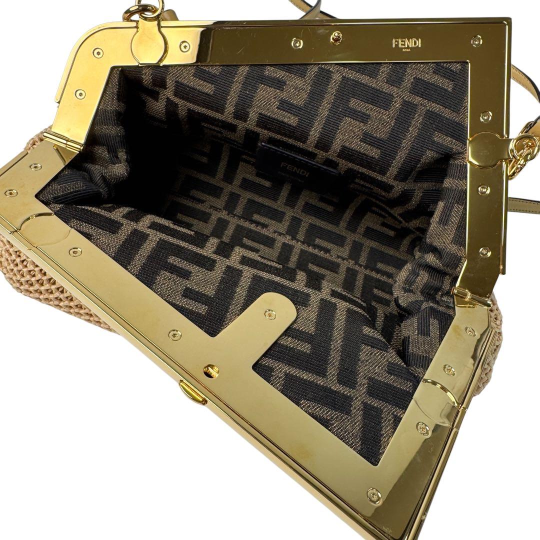 Fendi Fast Small Clutch 2-Way Raffia — view 7