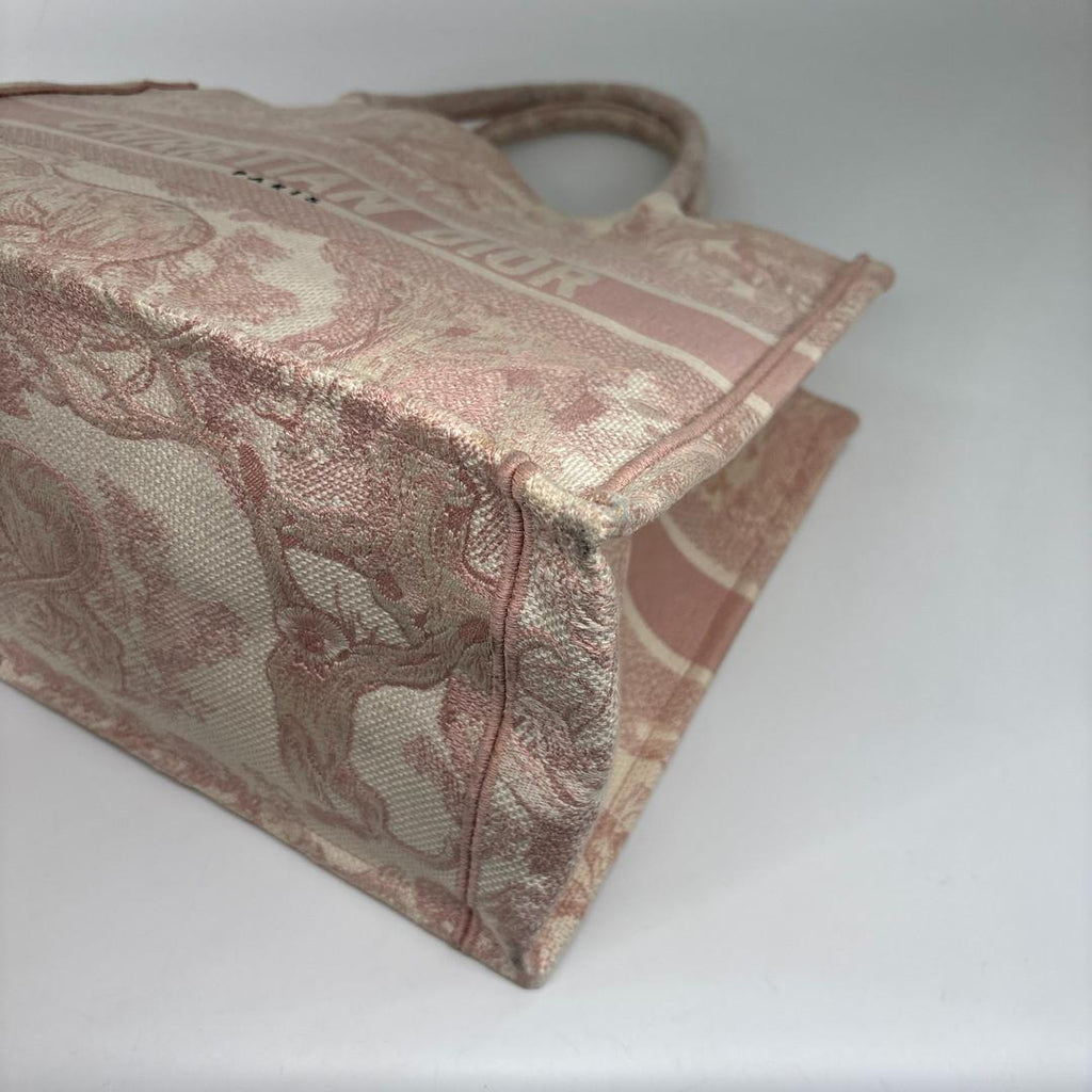 Dior Book Tote Bag Medium Toile de Jouy — view 8