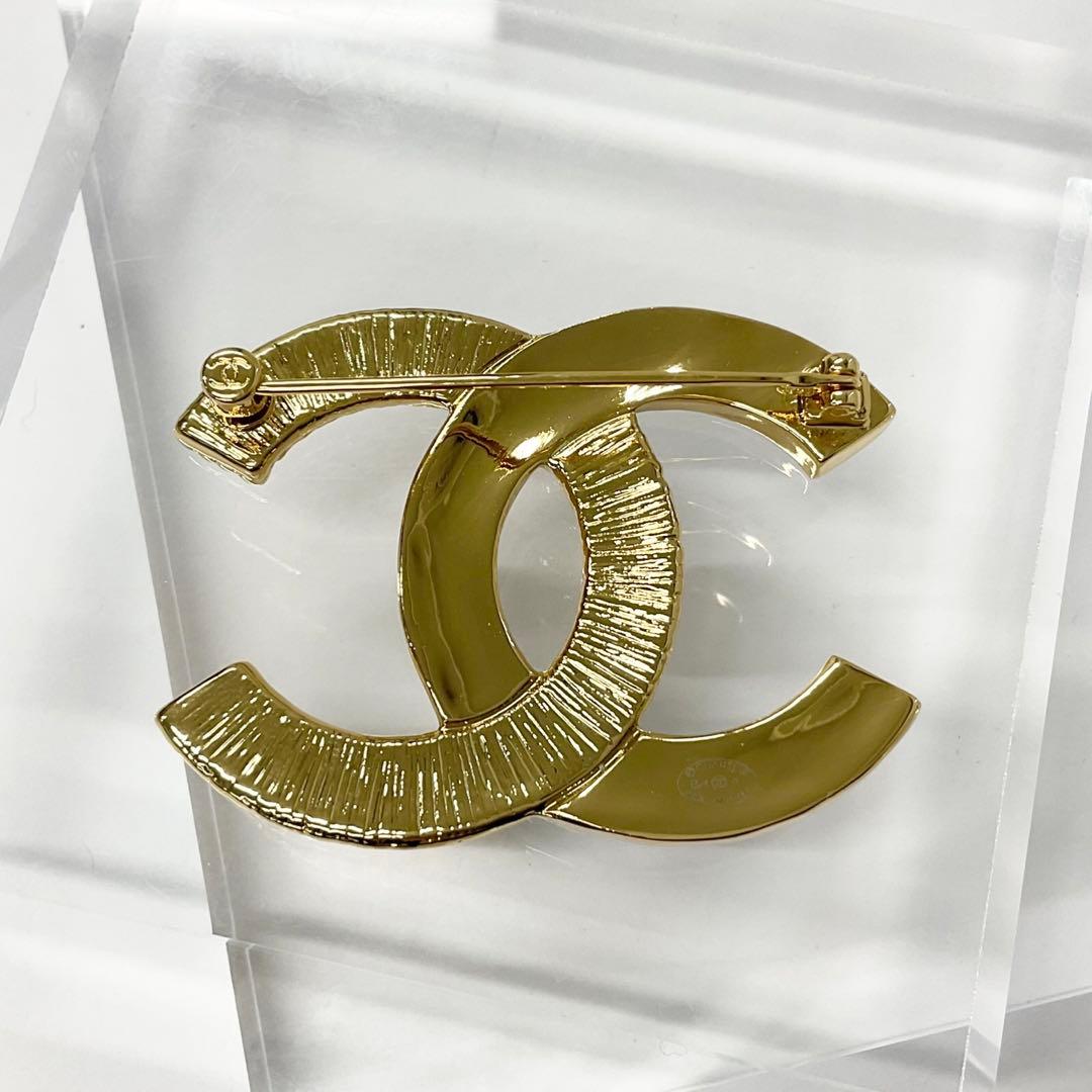 Chanel Brooch Coco Mark Black — view 4
