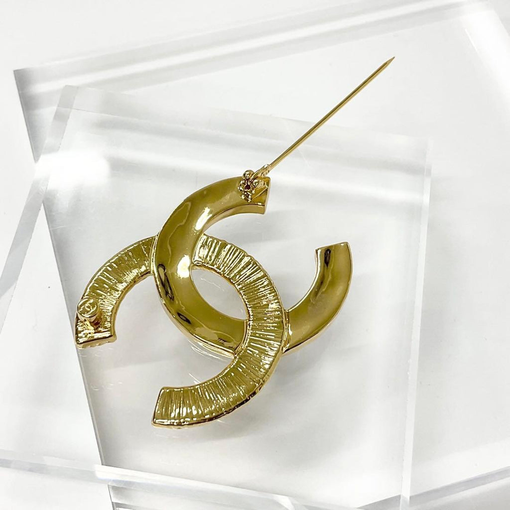 Chanel Brooch Coco Mark Black — view 5