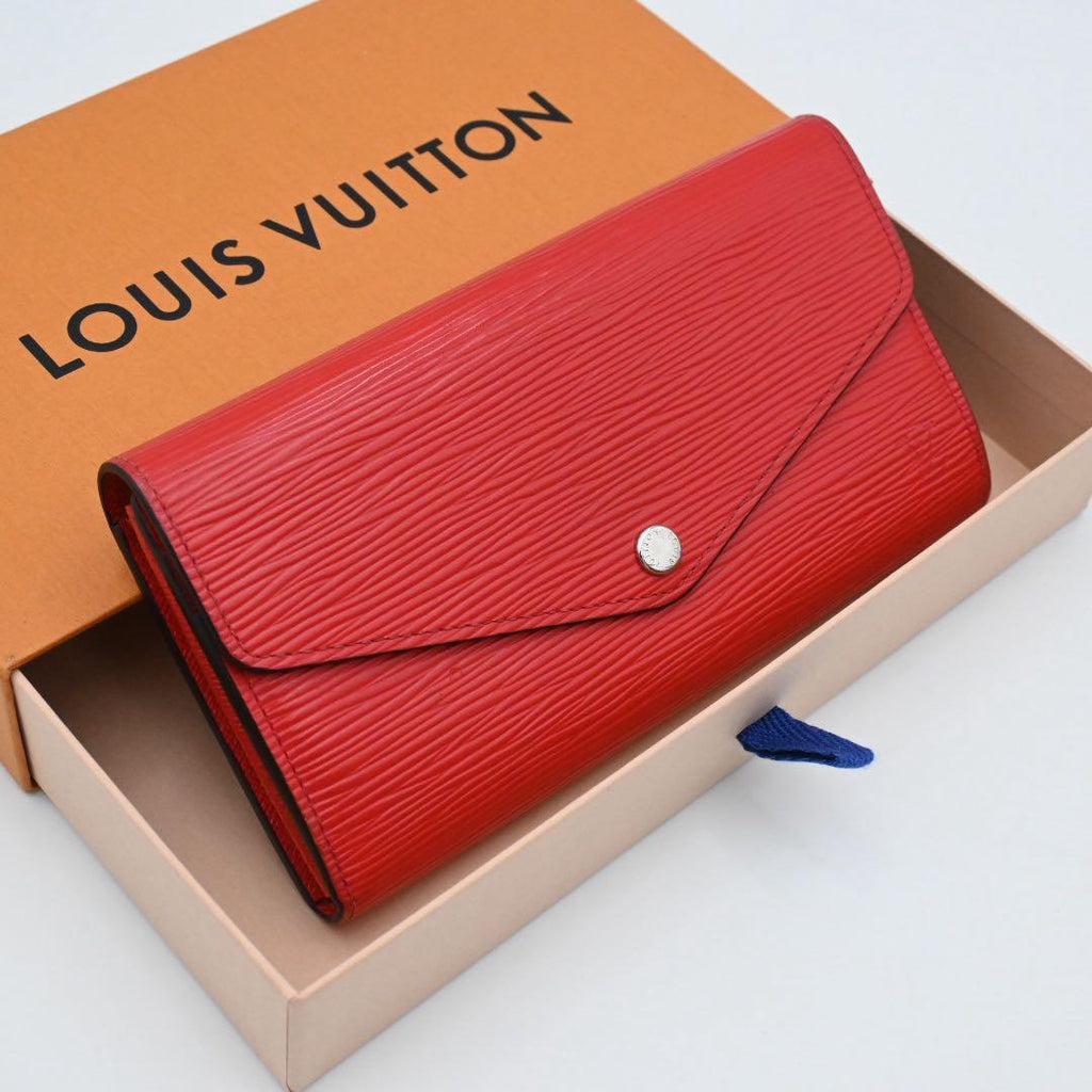 Louis Vuitton Epi Portefeuille Sarah Wallet