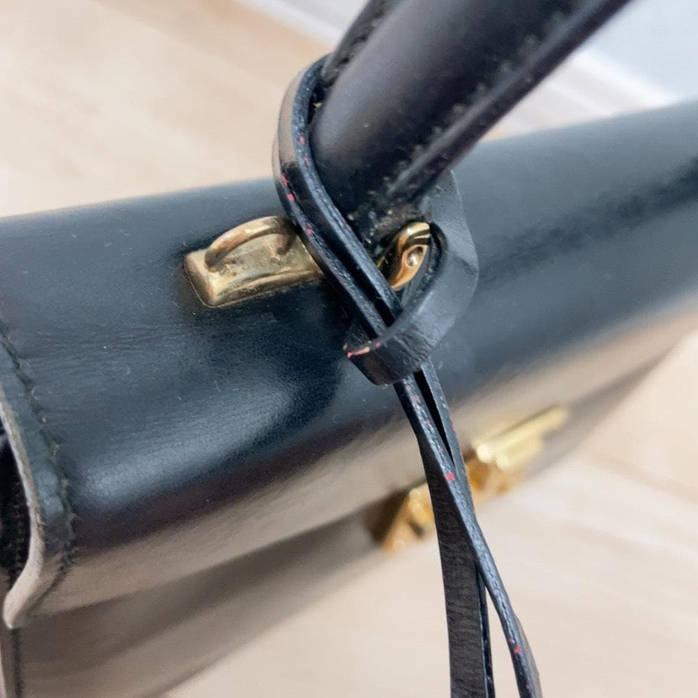 Gucci Ladylock Vintage Leather Black Handbag Gold — view 7