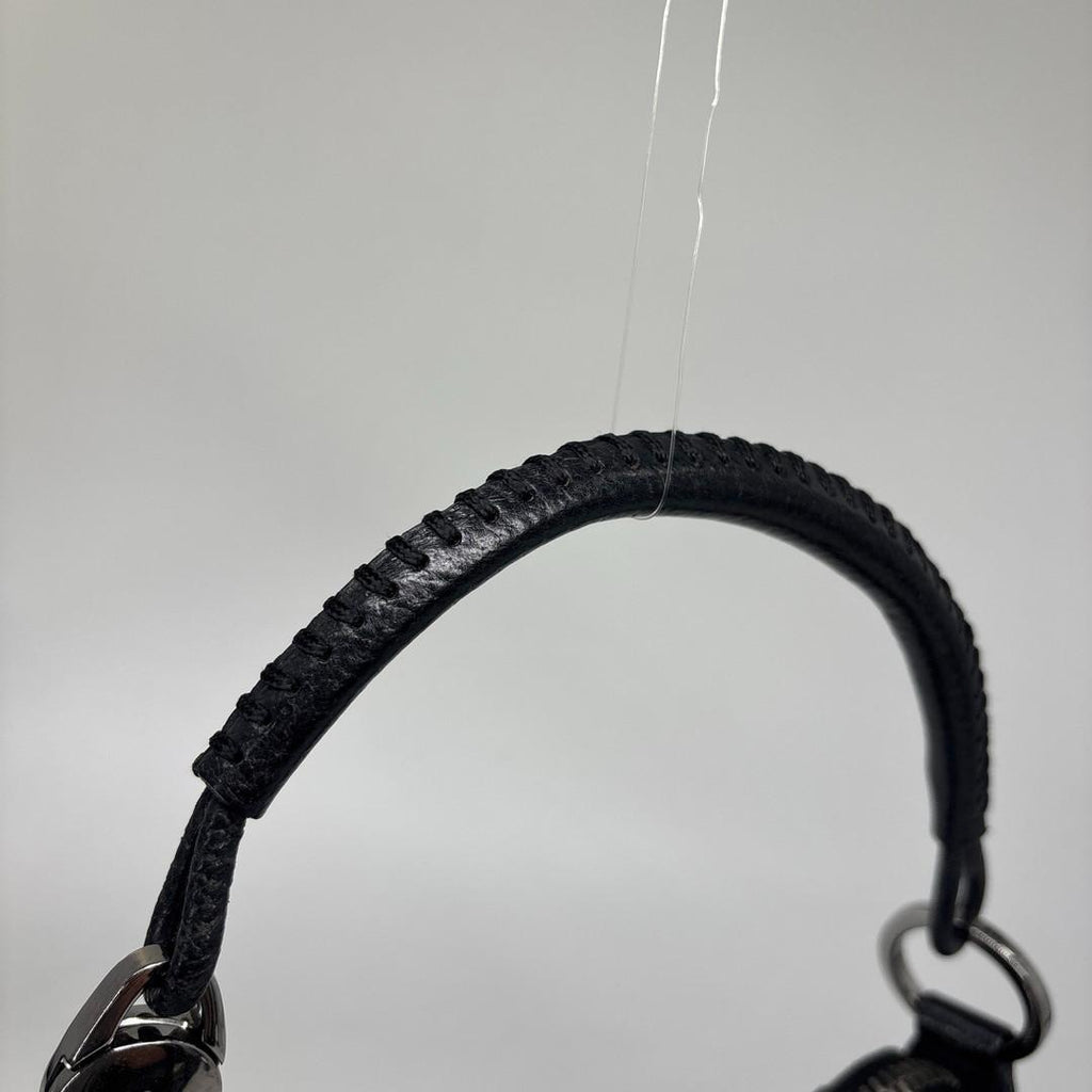 Gucci Shoulder Bag Black GG Canvas — view 6