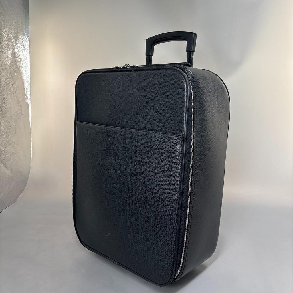 Louis Vuitton Taiga Pegase 45 Black Suitcase Carry on — view 2