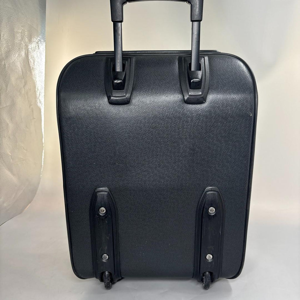 Louis Vuitton Taiga Pegase 45 Black Suitcase Carry on — view 5