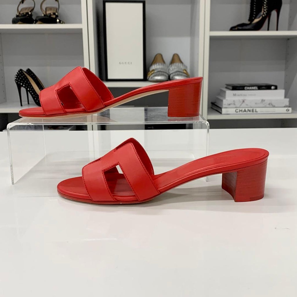 Hermes Oasis Leather Sandals — view 3