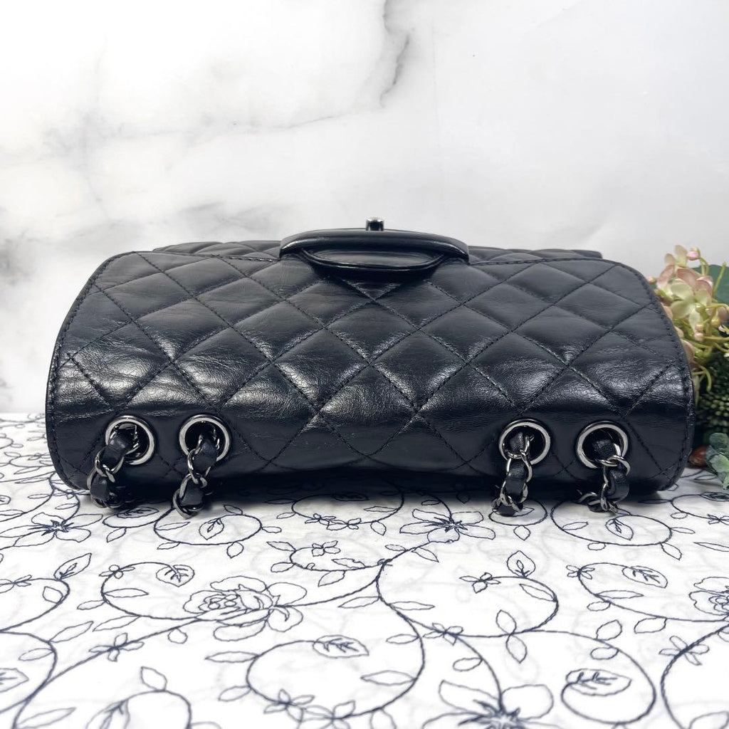 Chanel Coco Loop Chain Shoulder Bag — view 8
