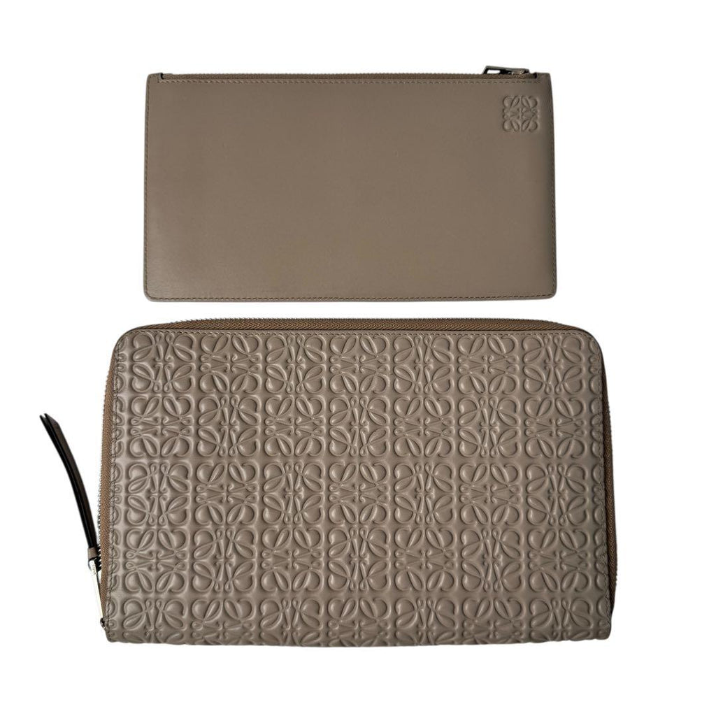 Loewe Repeat Anagram Wallet Multi Case Card — view 2