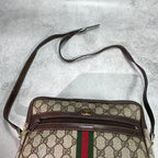 Gucci GG Sherry Line Shoulder Bag Brown Logo — view 4