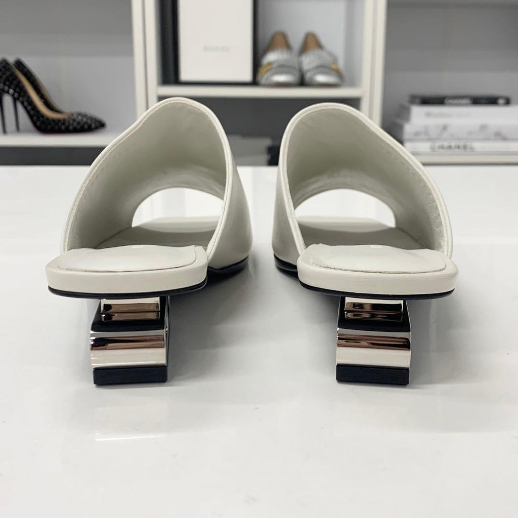 Hermes Idol Leather Chaine D'ancre Sandals White — view 5