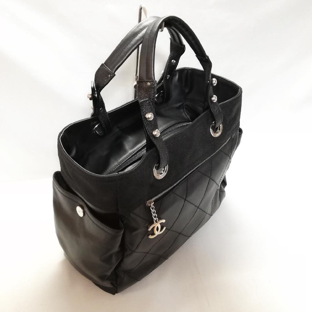 Chanel Paris Biarritz GM Tote Black — view 2