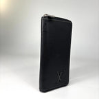 Louis Vuitton Vertical Zippy Wallet — view 3
