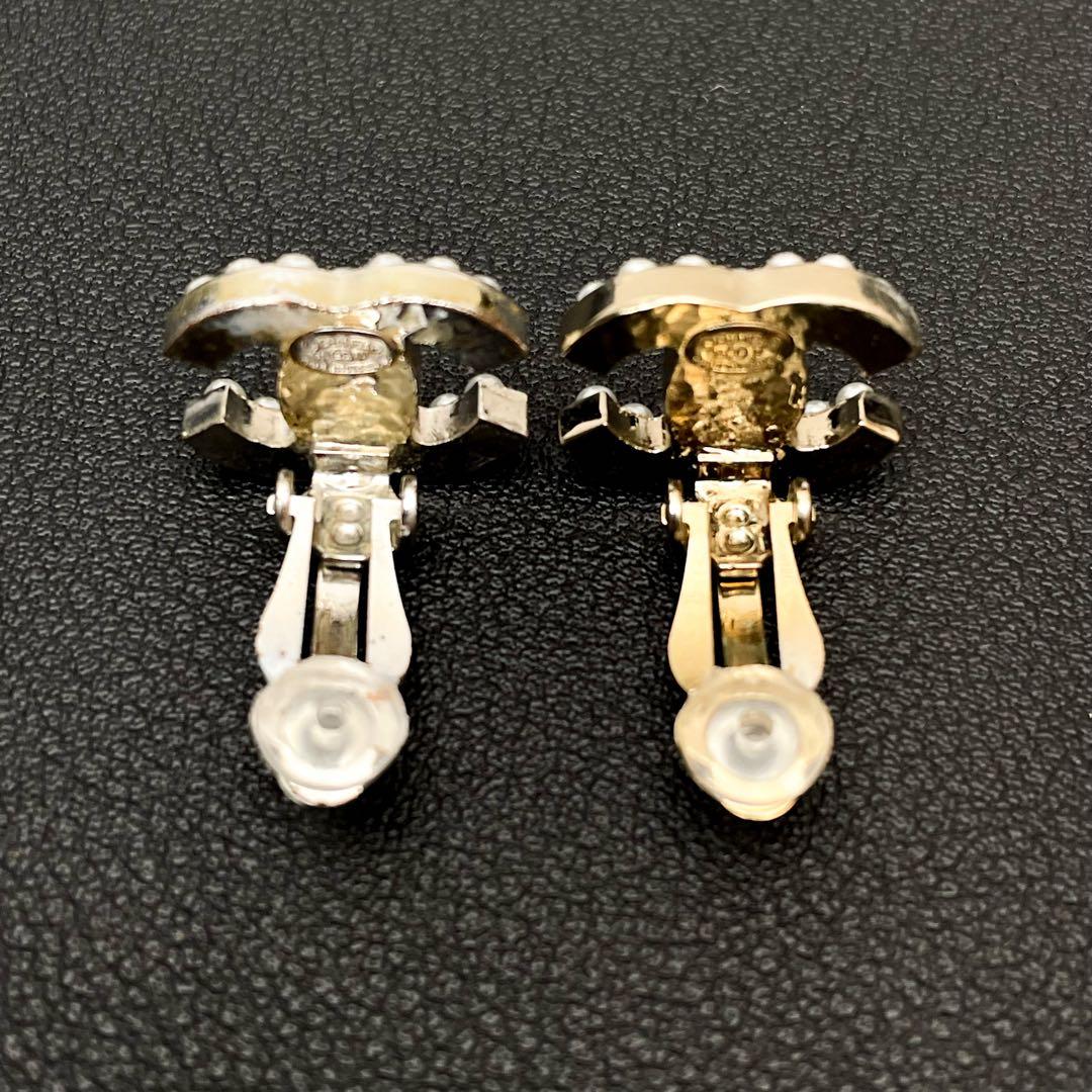 Chanel CC Logo Earrings Faux Pearl Icon Coco — view 6