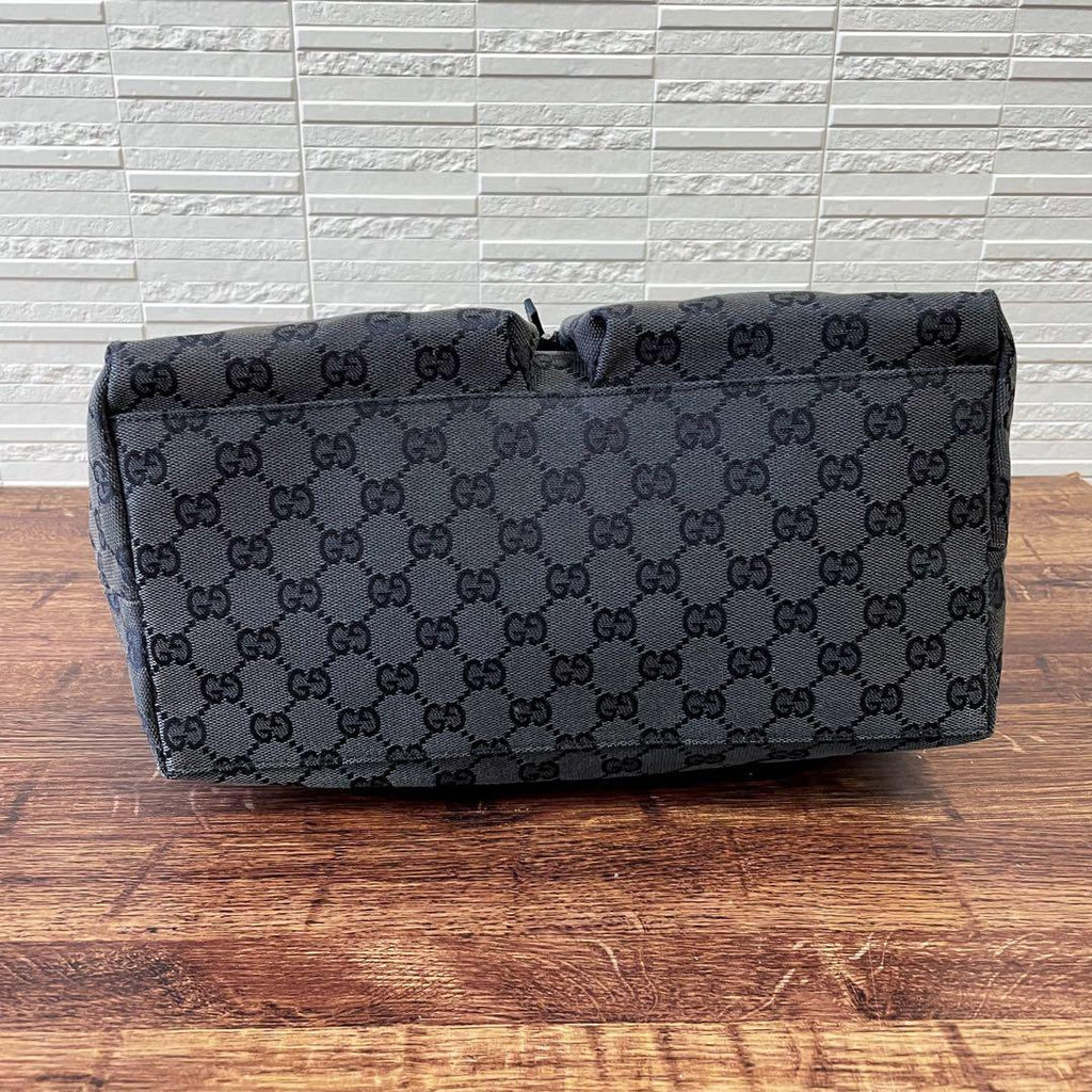 Gucci GG Canvas Leather Shoulder Bag Large Black — view 4