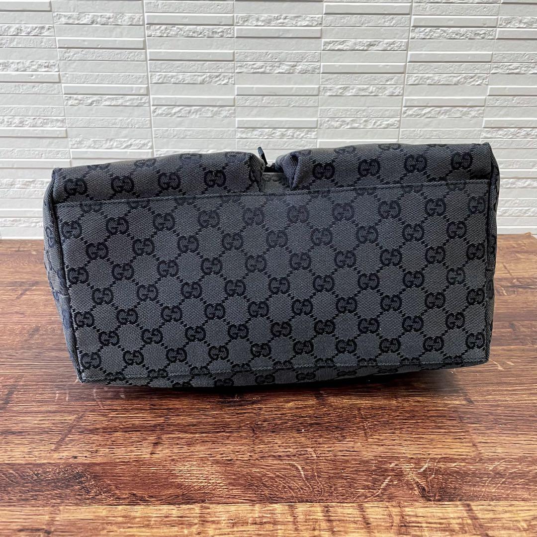 Gucci GG Canvas Leather Shoulder Bag Large Black — view 4
