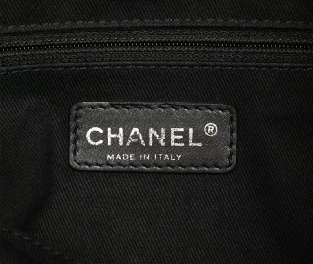 Chanel Deauville PM Chain Tote Shoulder — view 5