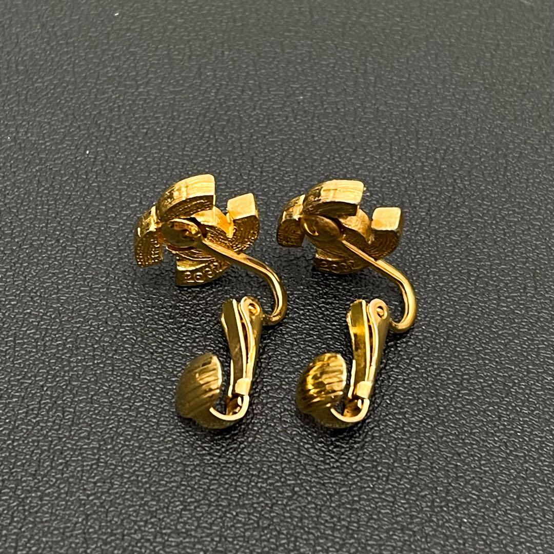 Chanel CC Logo Earrings Icon Rhinestone Here — view 7