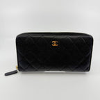 Chanel Quilted Wallet Caviar Leather — view 2