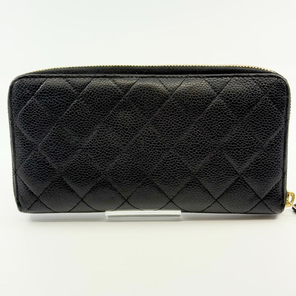 Chanel Quilted Wallet Caviar Leather — view 5