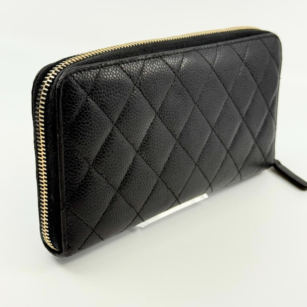 Chanel Quilted Wallet Caviar Leather — view 6