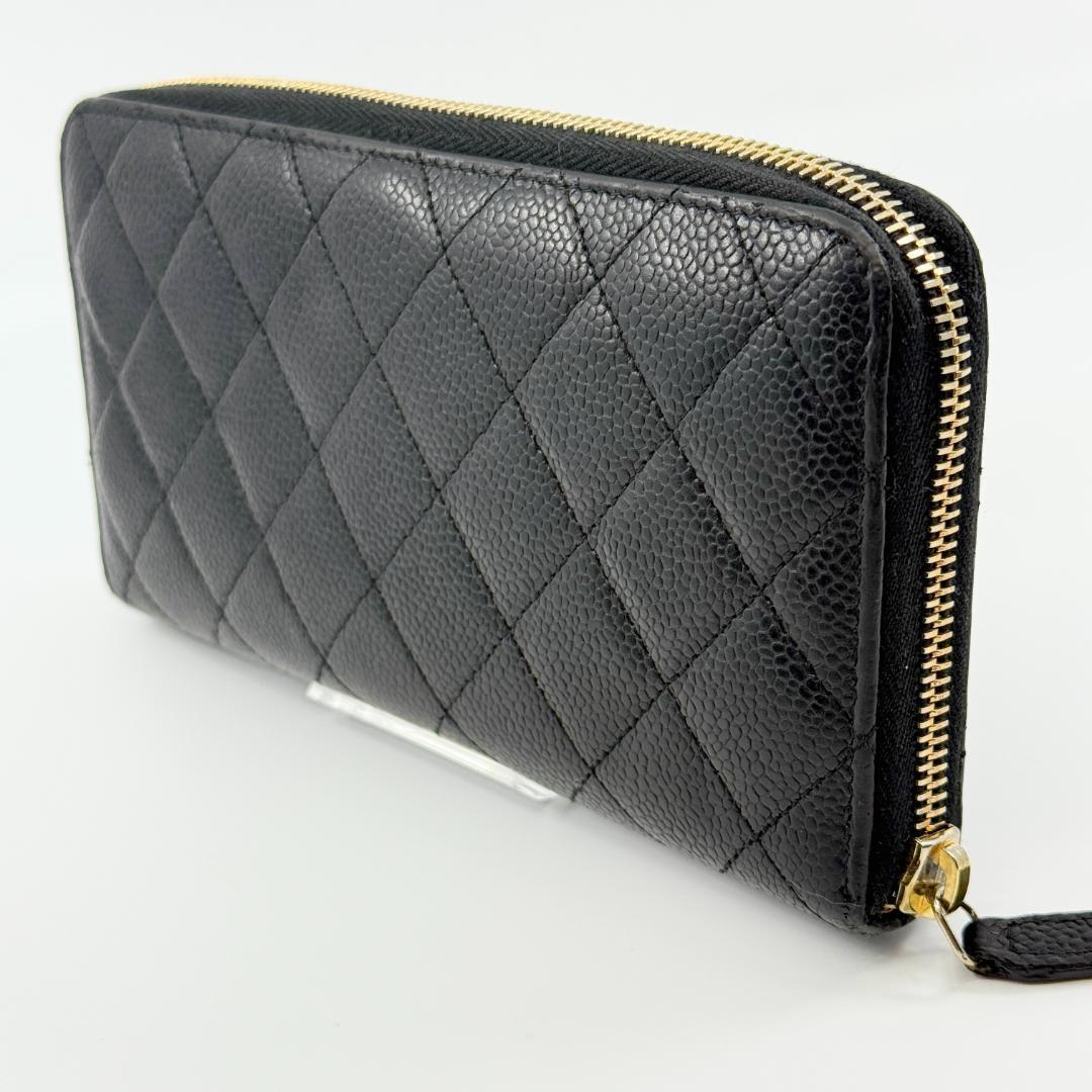 Chanel Quilted Wallet Caviar Leather — view 7