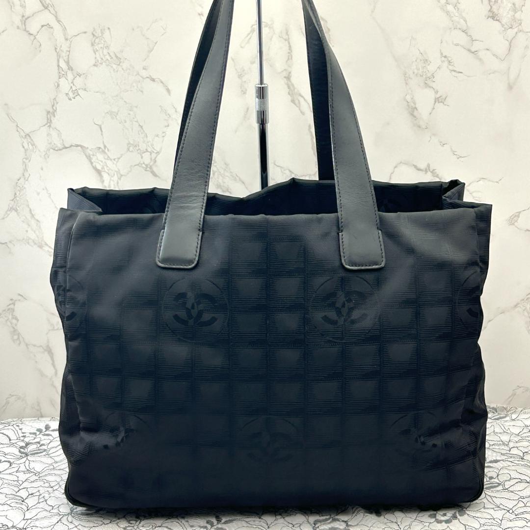 Chanel New Travel Line Tote Bag MM — view 3
