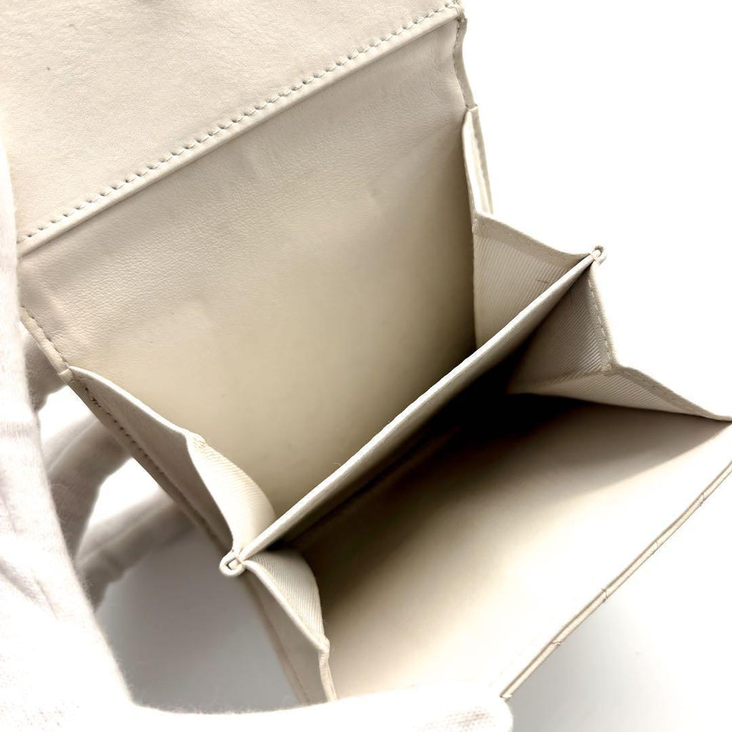 Chanel Wallet Chevron V-stitch Snap Trifold — view 7