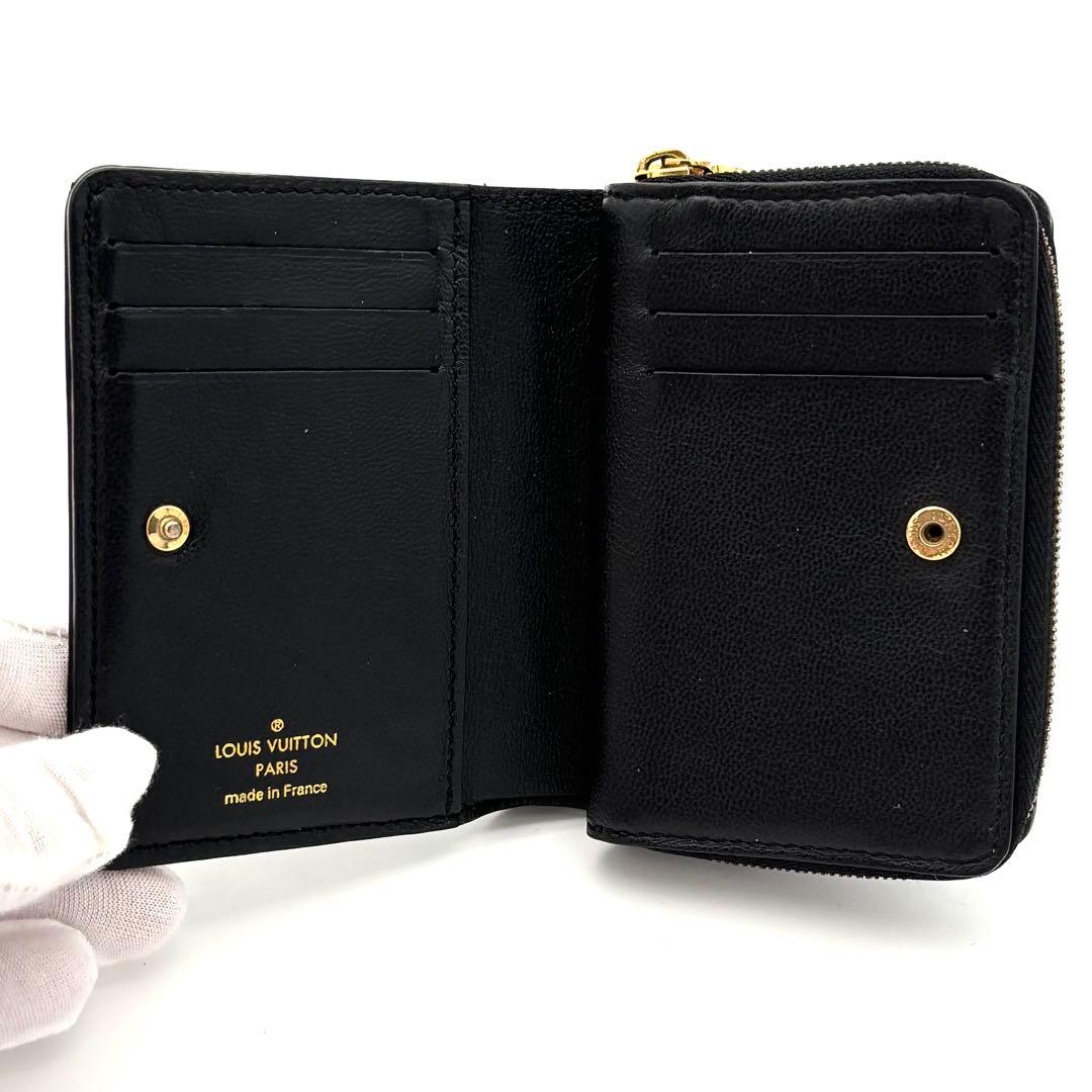 Louis Vuitton Wallet Monogram Coussin Portefeuille Lou Black — view 3