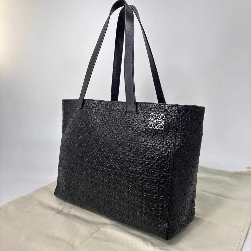 Loewe Super Anagram Tote Bag Black — view 2