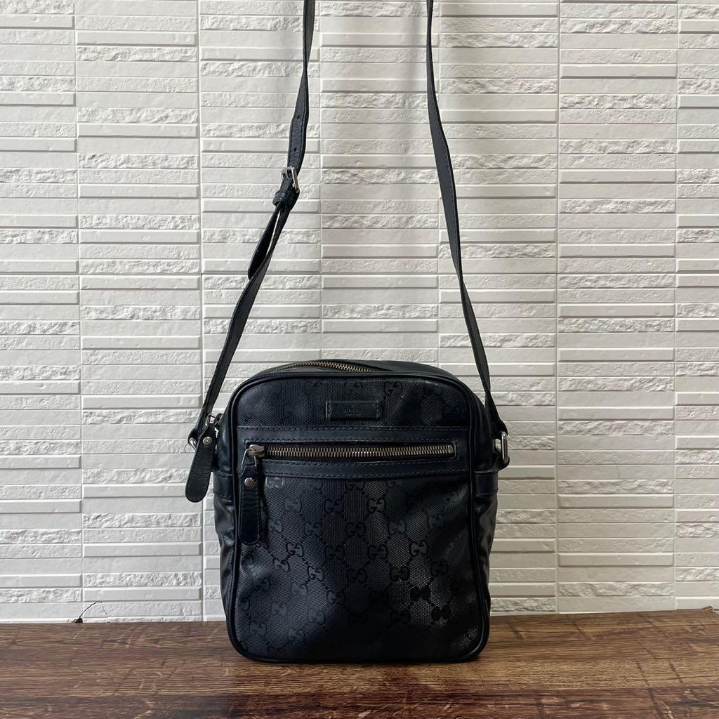 Gucci GG Supreme Nylon Leather Messenger Shoulder Bag — view 3