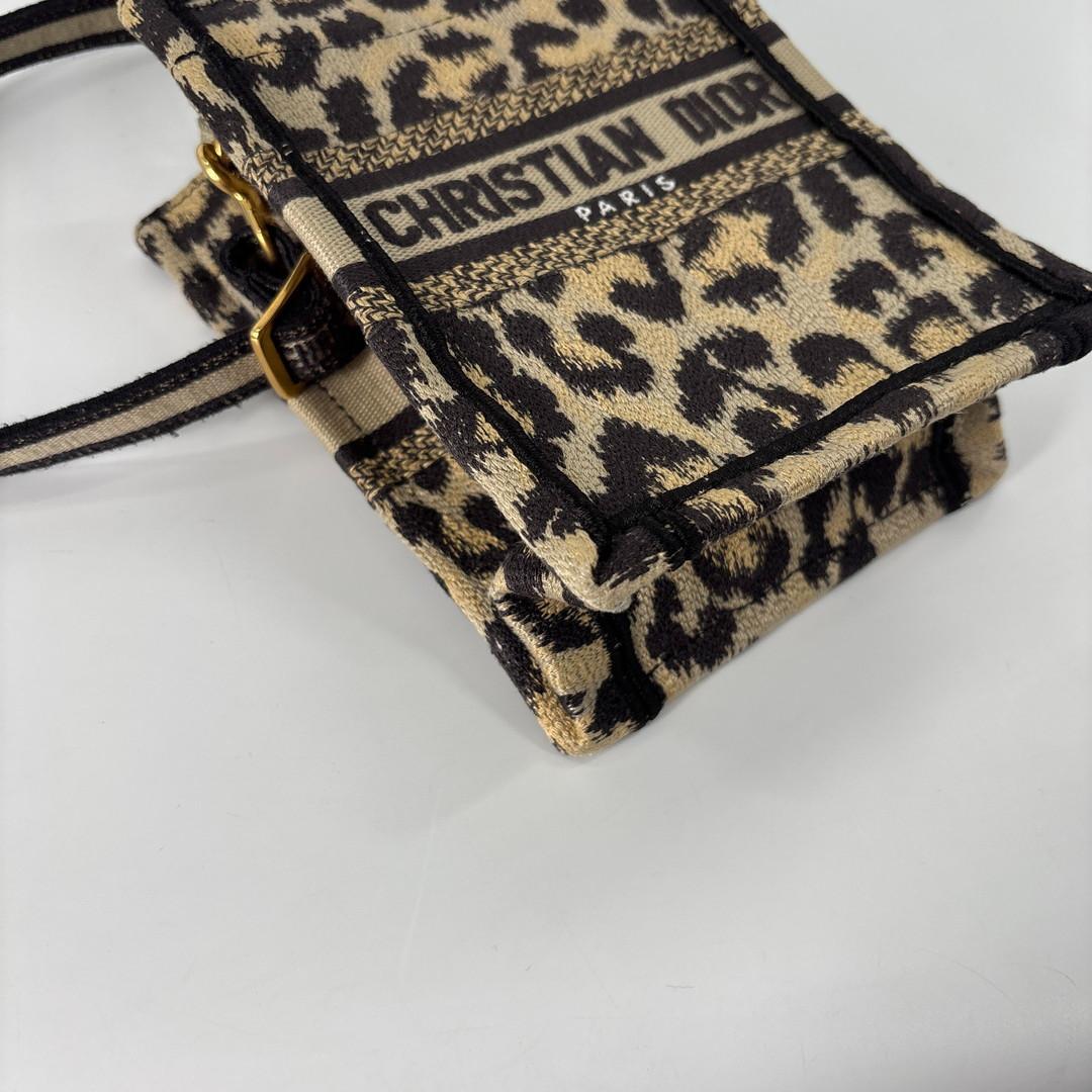 Dior Book Tote Mini Shoulder — view 7