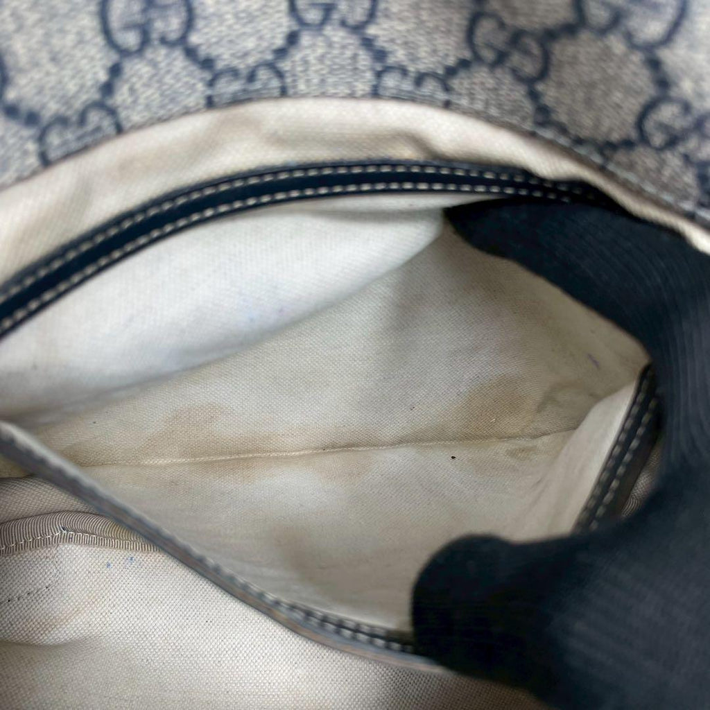 Gucci GG Shoulder Bag Navy Beige Logo Leather — view 6