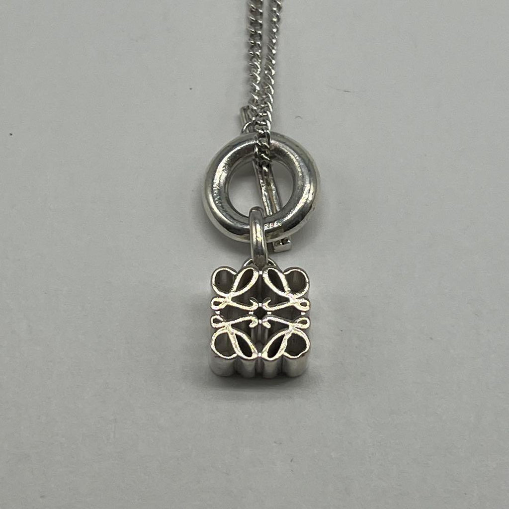 Loewe Anagram Toggle Necklace Charm — view 4