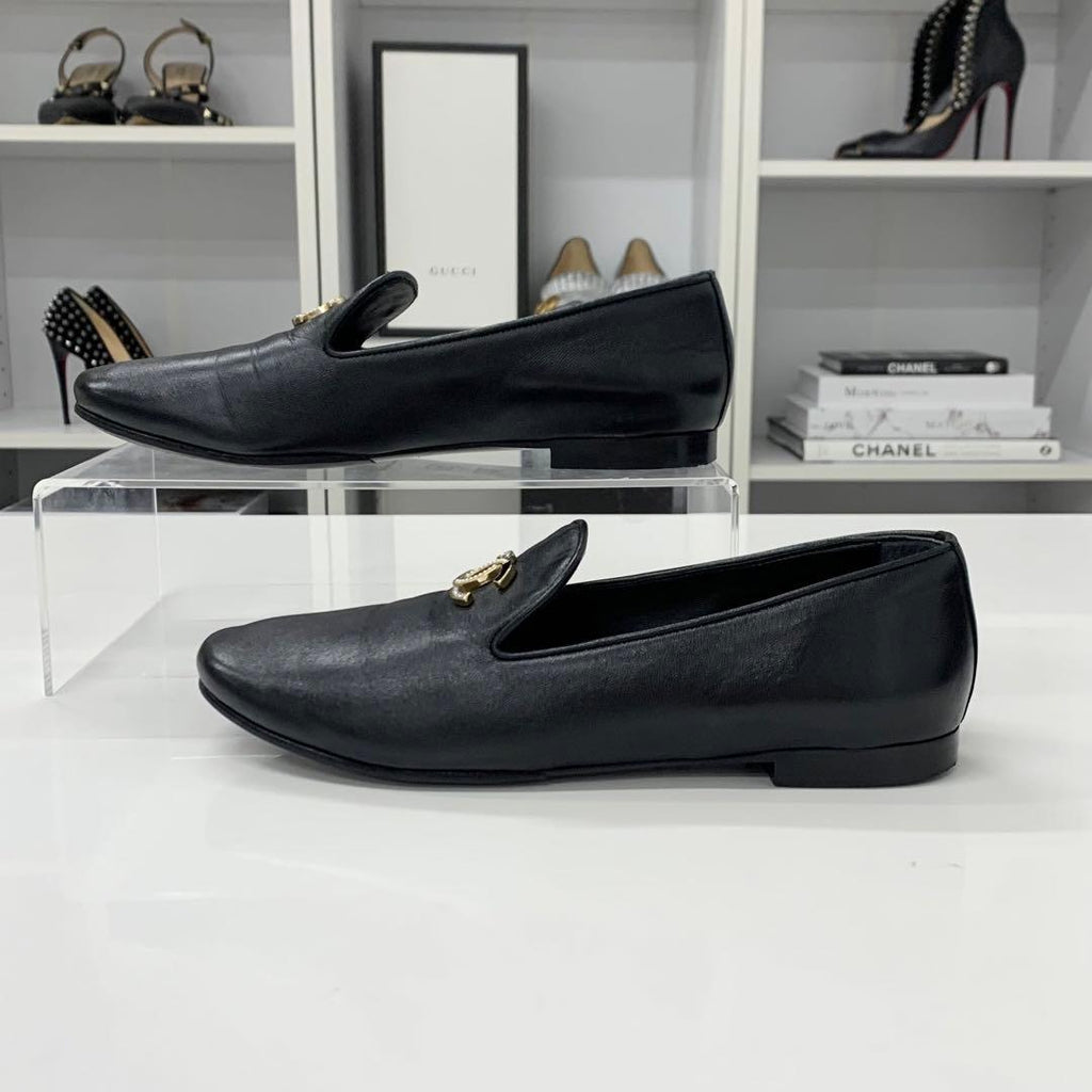 Chanel CC Logo Leather Rhinestone Pearl Flat Shoes Black — view 3