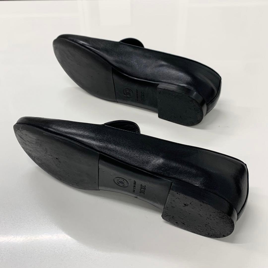 Chanel CC Logo Leather Rhinestone Pearl Flat Shoes Black — view 6