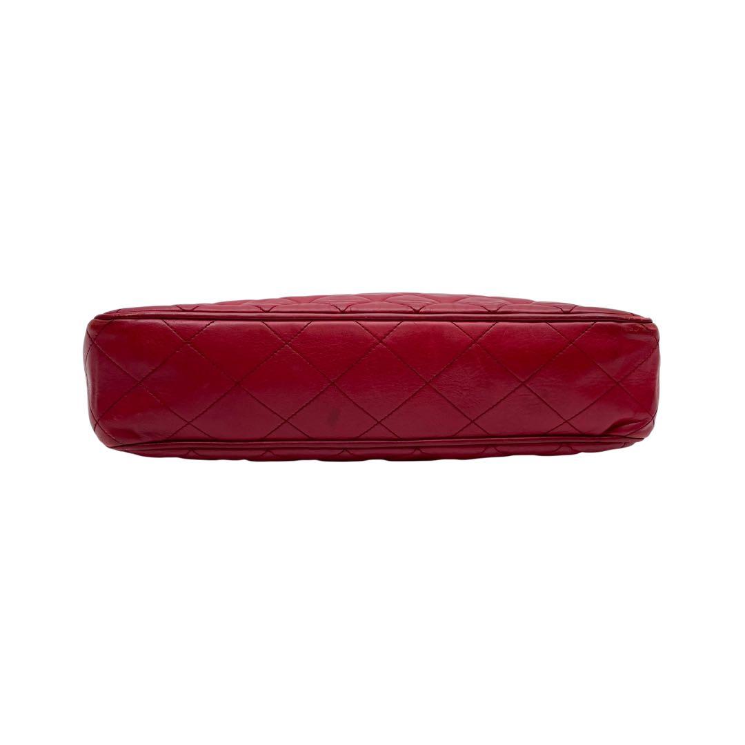 Chanel Quilted Lambskin Chain Shoulder Tote Red — view 5