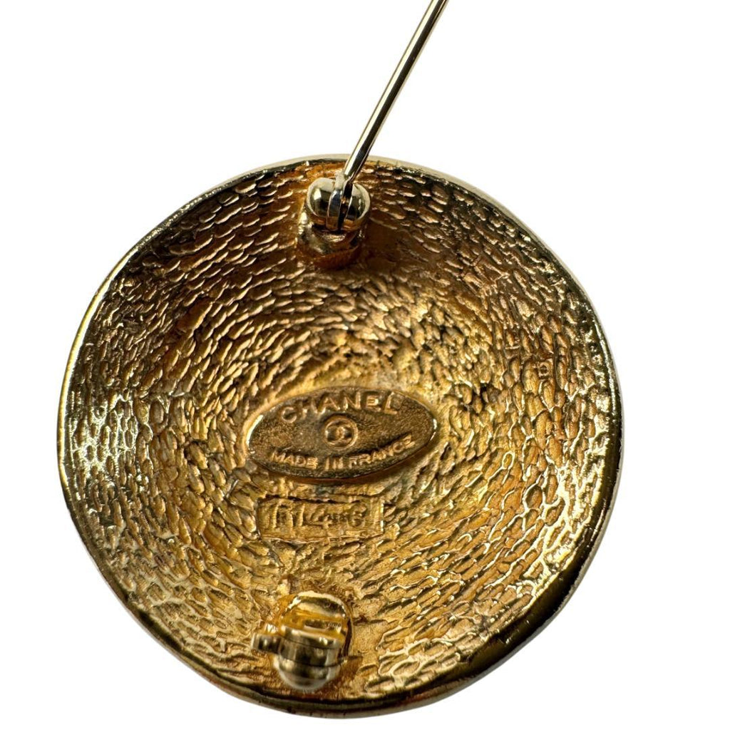 Chanel 31 Rue Cambon Brooch Gold — view 7