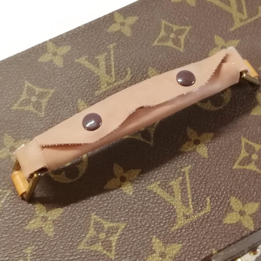 Louis Vuitton Boite Atu Case Shoulder — view 6