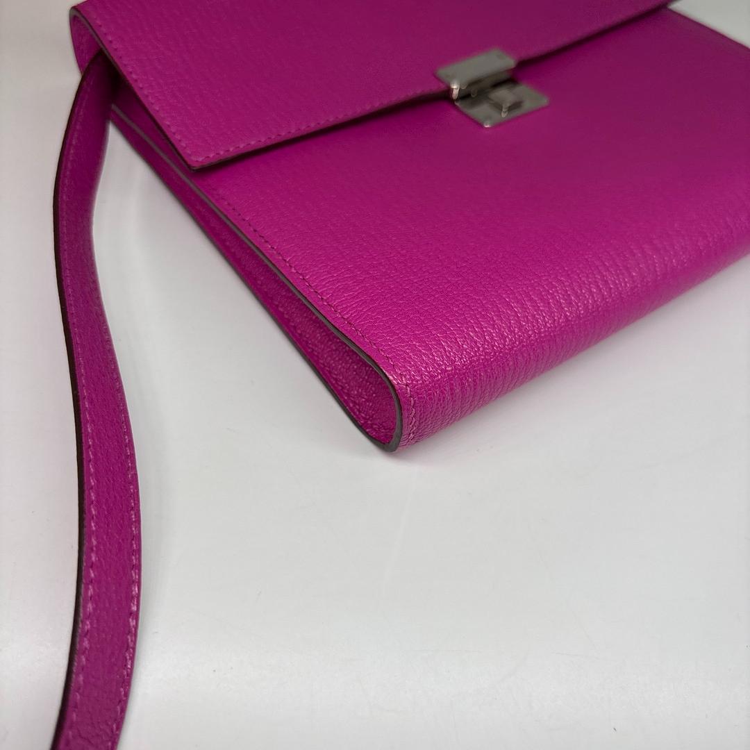 Hermes Clic 16 Shoulder Bag — view 7