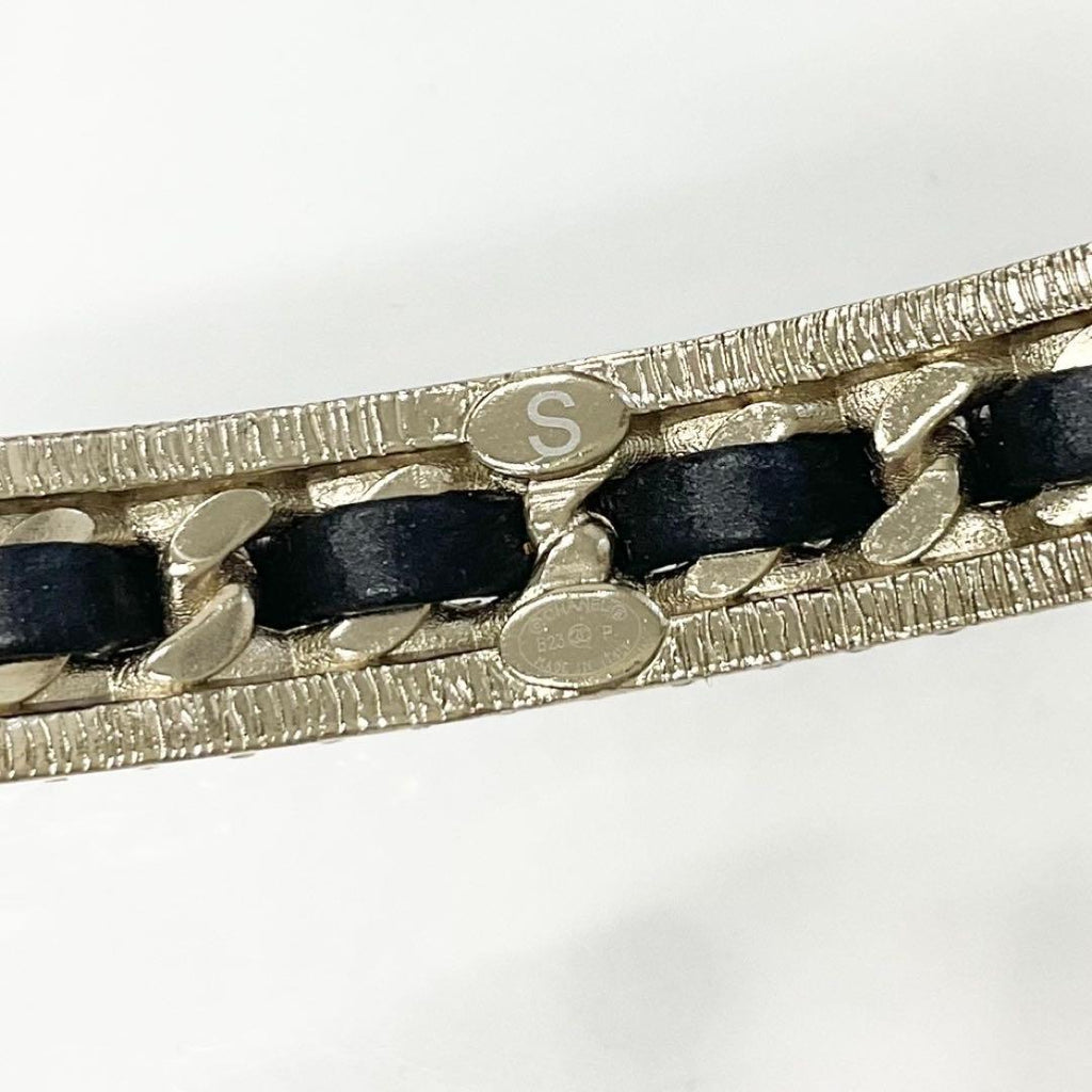 Chanel CC Logo Bangle Rhinestone Leather Bracelet Gold — view 6