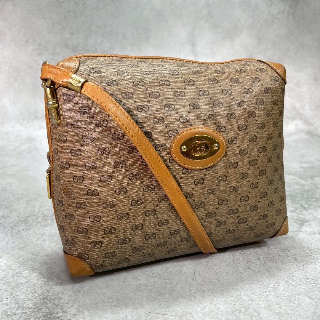 Gucci GG Shoulder Bag Brown Beige Leather Logo