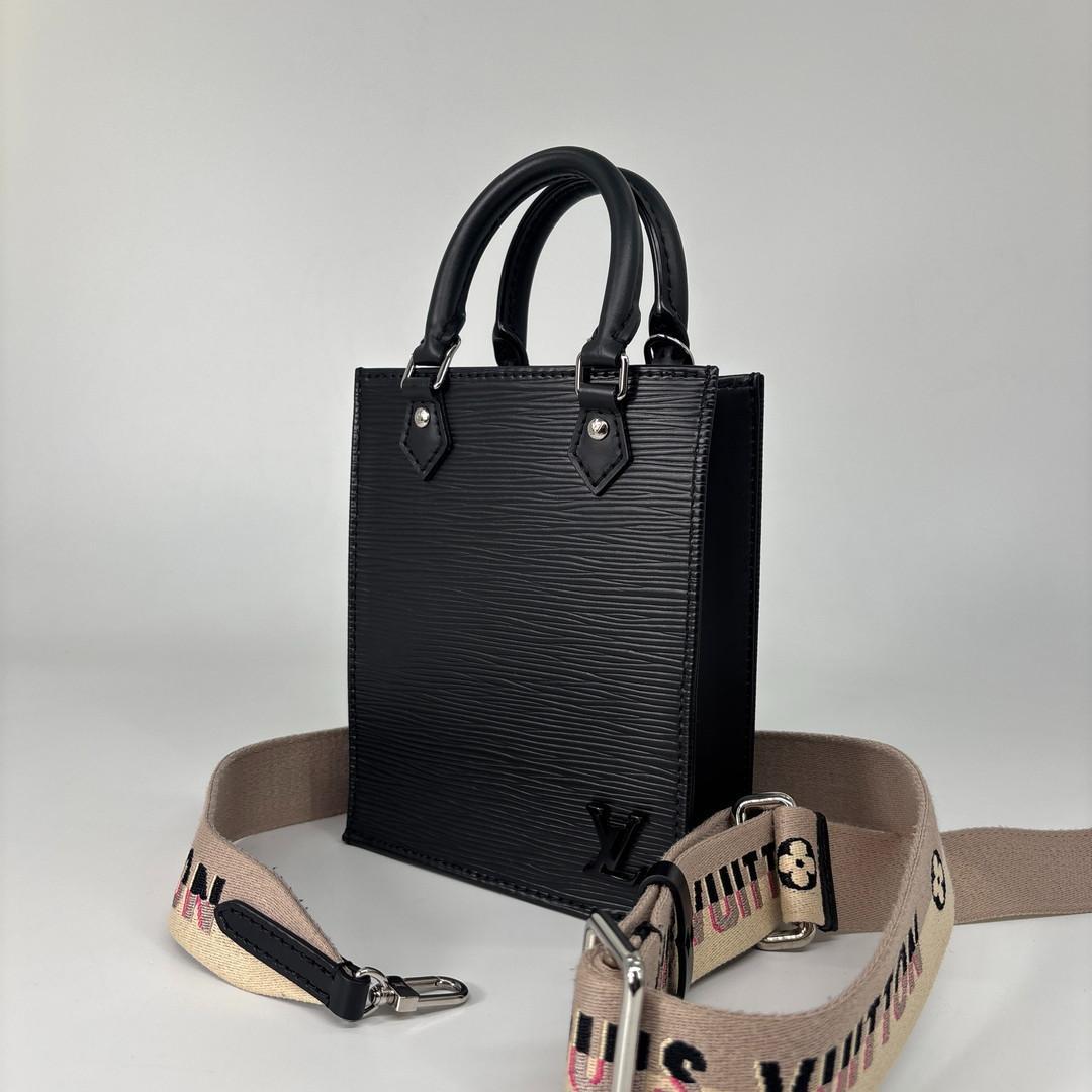 Louis Vuitton Epi Petite Sac Plat Shoulder — view 2