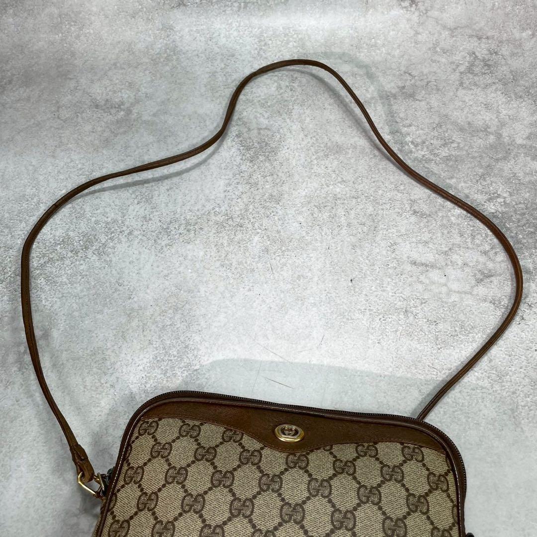 Gucci GG Shoulder Bag Brown Beige Leather Logo — view 4
