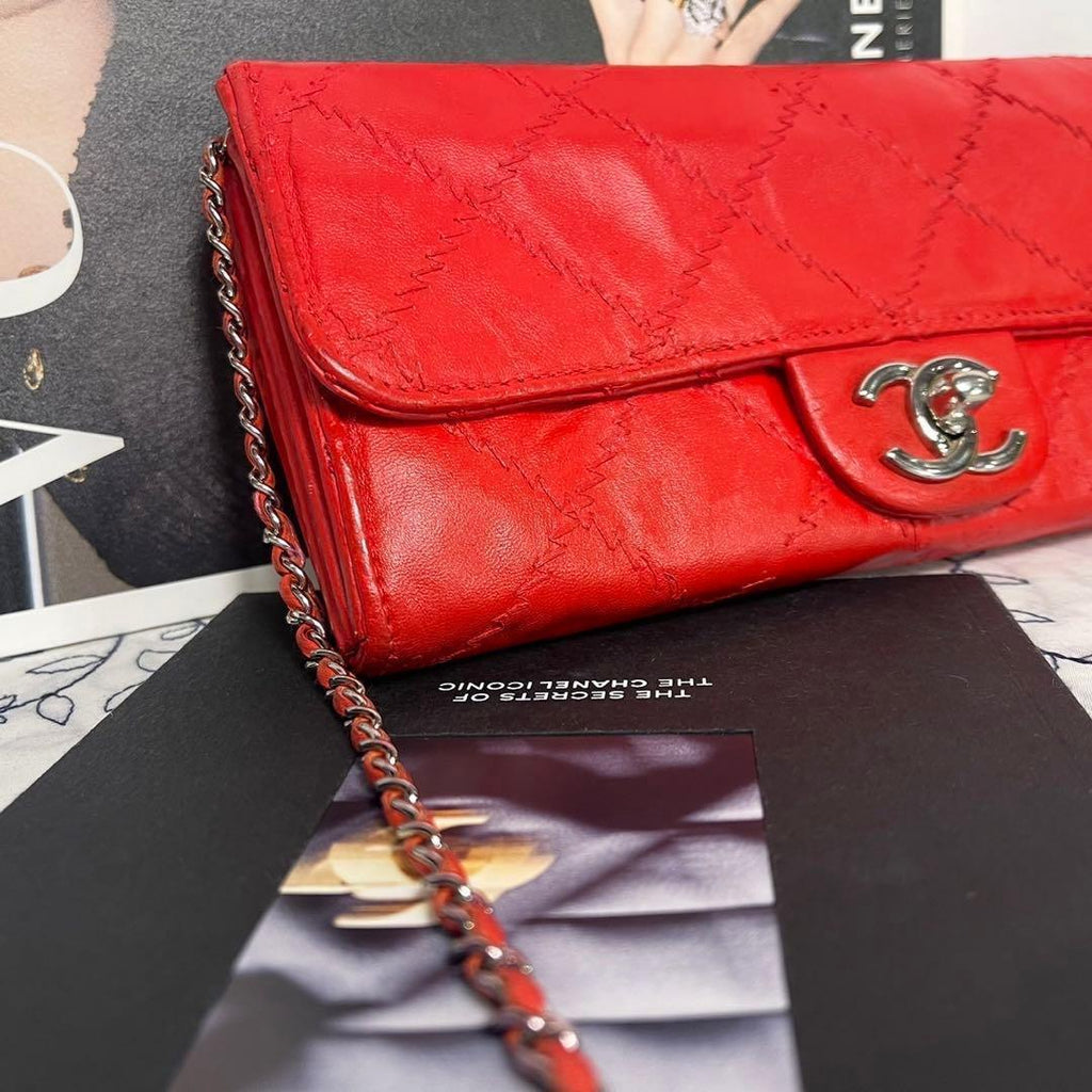 Chanel Chain Wallet Double Flap Quilted Shoulder — view 3