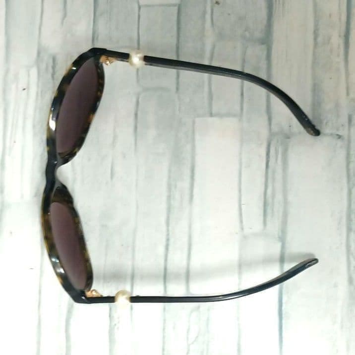 Chanel Sunglasses Beak Pattern Wellington Brown Pearl Eyewear — view 4