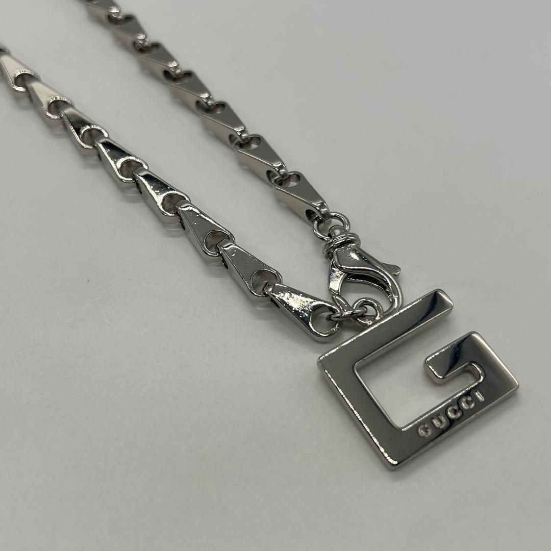 Gucci Logo Charm Chain Belt Metal