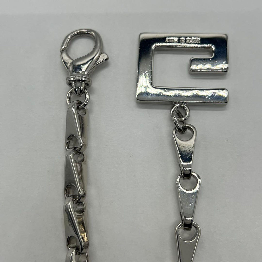 Gucci Logo Charm Chain Belt Metal — view 5
