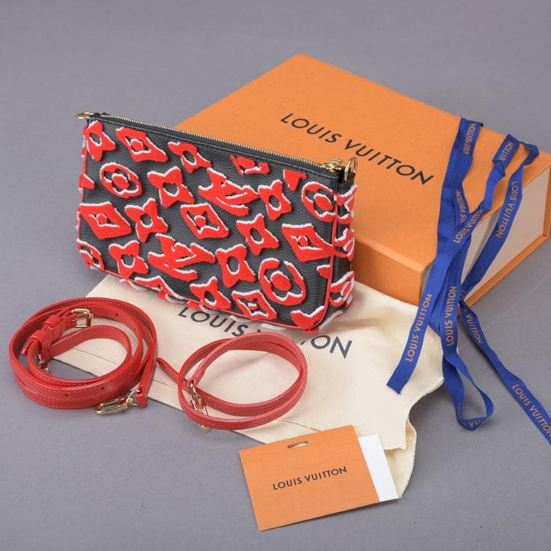 Louis Vuitton Lvxuf Pochette and Accessoire 2-Way — view 2