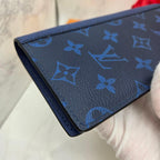 Louis Vuitton Taigarama Portefeuille Brazza Wallet Blue — view 5